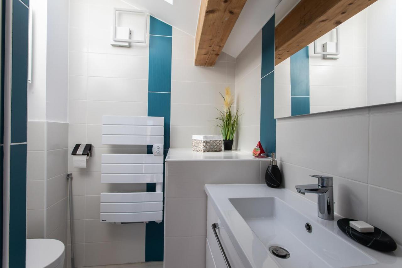 Le Coq Charmant Petit Studio En Centre Ville D'Embrun Ngoại thất bức ảnh