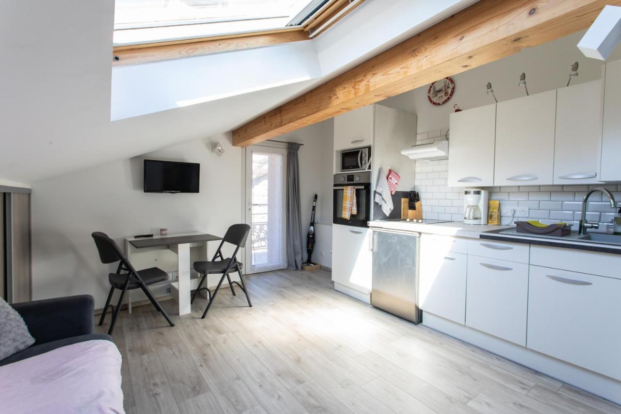 Le Coq Charmant Petit Studio En Centre Ville D'Embrun Ngoại thất bức ảnh