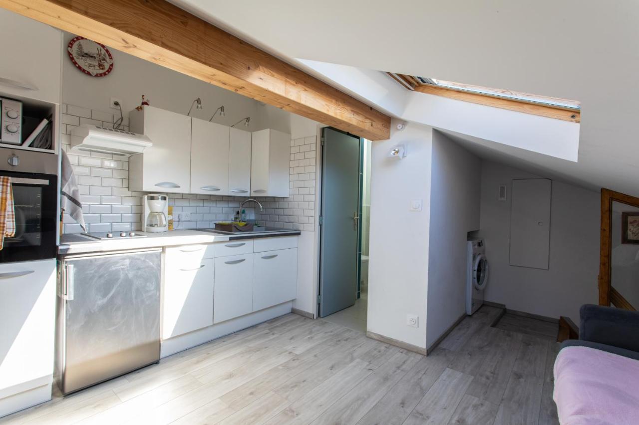 Le Coq Charmant Petit Studio En Centre Ville D'Embrun Ngoại thất bức ảnh